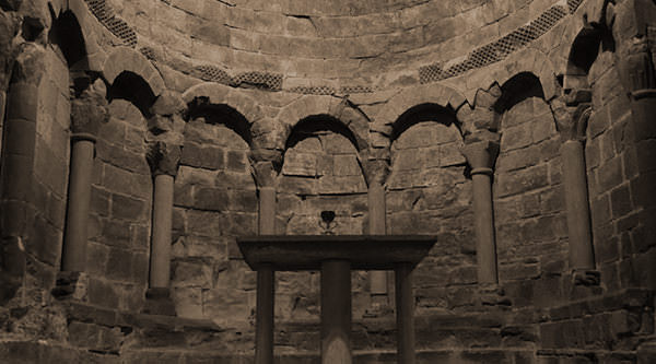 Altar major del Monestir de San Juan de la Peña.