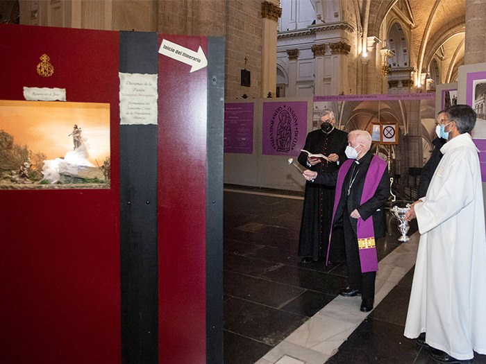 La Catedral expone 14 escenas sobre la Pasión de Cristo con motivo del Año Jubilar del Santo Cáliz