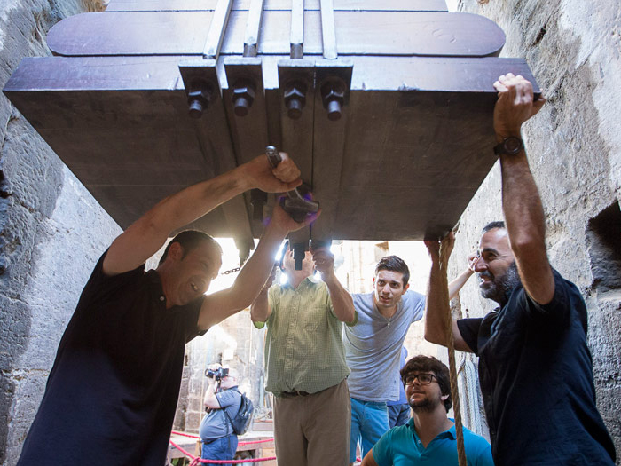 Los campaneros de la Catedral realizan este martes el tradicional “repret de les campanes” de San Lorenzo