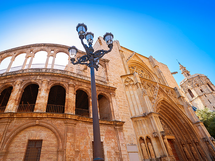 Un congreso analiza la tradición, legado y actualidad del patrimonio cultural de la Catedral de Valencia