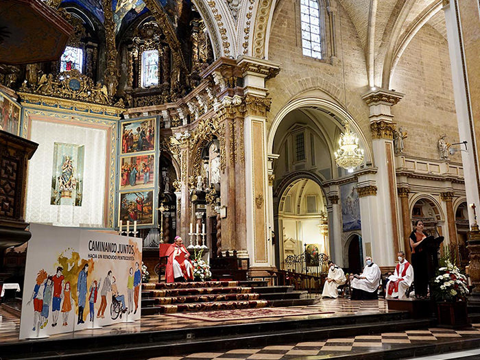 Vigilia de Pentecostés, este sábado en la Catedral, presidida por el Arzobispo, y simultáneamente en Lliria, Bocairent y el Grao de Gandia