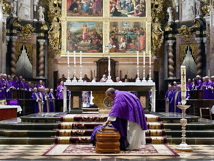 Misa exequial mons. Vicente Juan: “Su vida fue un servicio al Señor y a la Iglesia, dos cosas que él nunca separó”