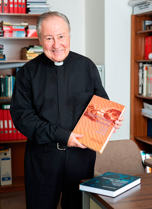 Mons. Esteban Escudero Torres
