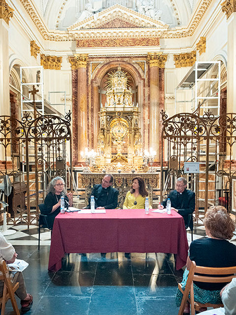 La Custodia del Corpus de la Catedral de Valencia luce renovada tras su restauración y limpieza