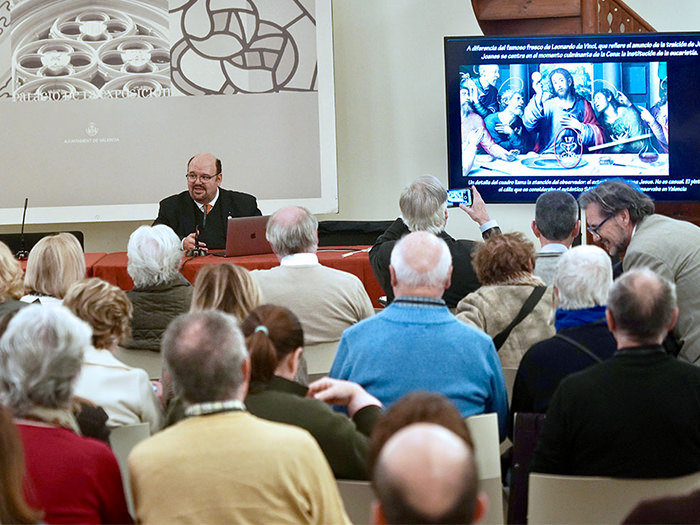 Concluye el Congreso “Santo Cáliz de Valencia” con la aportación de estudios y trabajos que abren nuevas líneas de investigación en torno a la sagrada reliquia