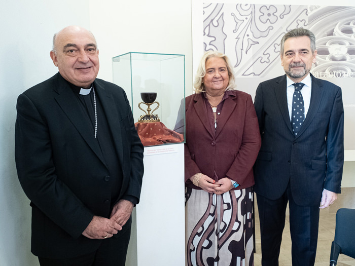 Mons. Benavent: “El Santo Cáliz no está en contradicción ni con la razón ni con la historia”