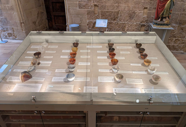 Exposición de Cálices