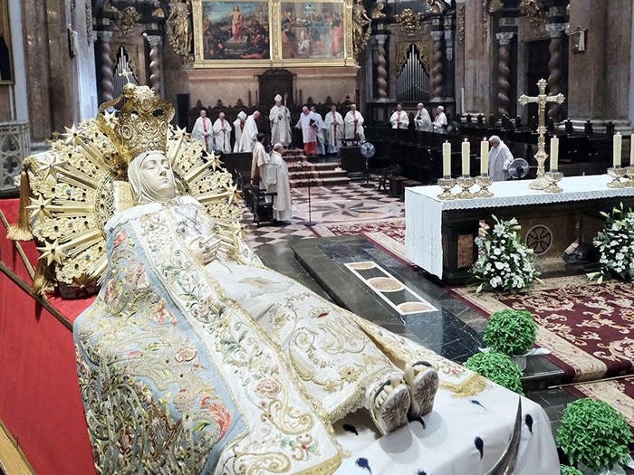 Arzobispo Benavent: “María siempre había sido un sí a Dios, el misterio de la Asunción es el sí de Dios a María”