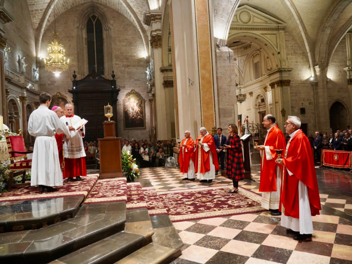 Arzobispo de Valencia: “Valencia es la ciudad del Santo Cáliz”